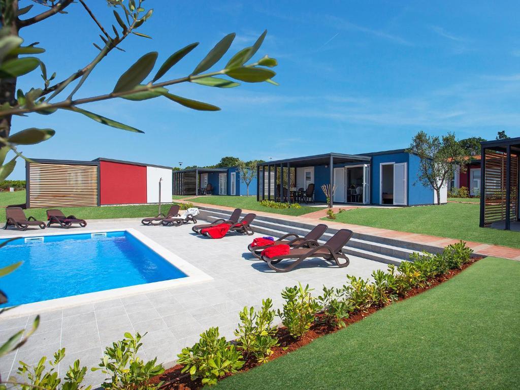 Camping Adria Mobile Homes In Camping Kastanija Novigrad Istria Eksteriør bilde