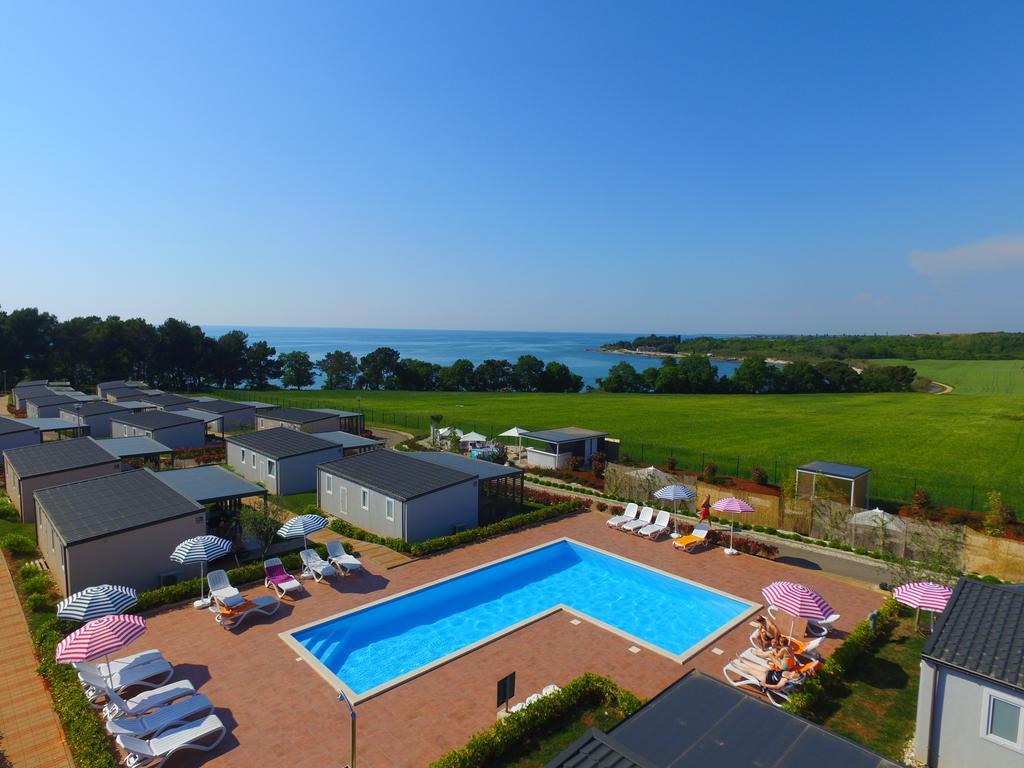 Camping Adria Mobile Homes In Camping Kastanija Novigrad Istria Eksteriør bilde