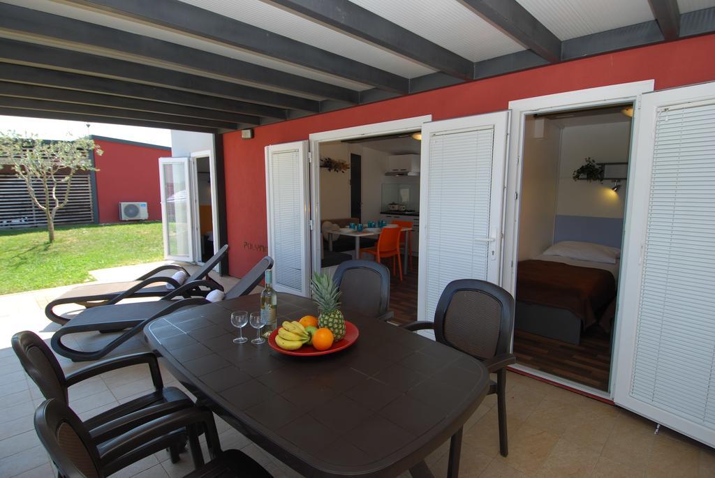Camping Adria Mobile Homes In Camping Kastanija Novigrad Istria Eksteriør bilde