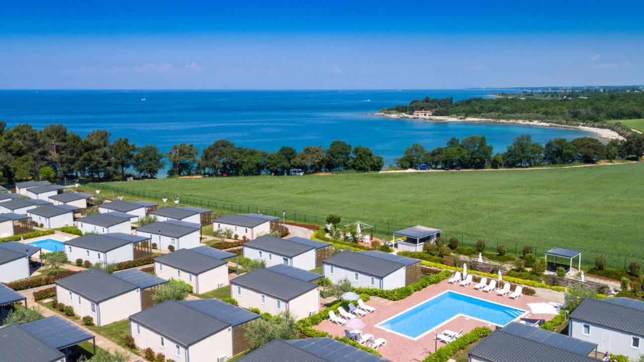 Camping Adria Mobile Homes In Camping Kastanija Novigrad Istria Eksteriør bilde