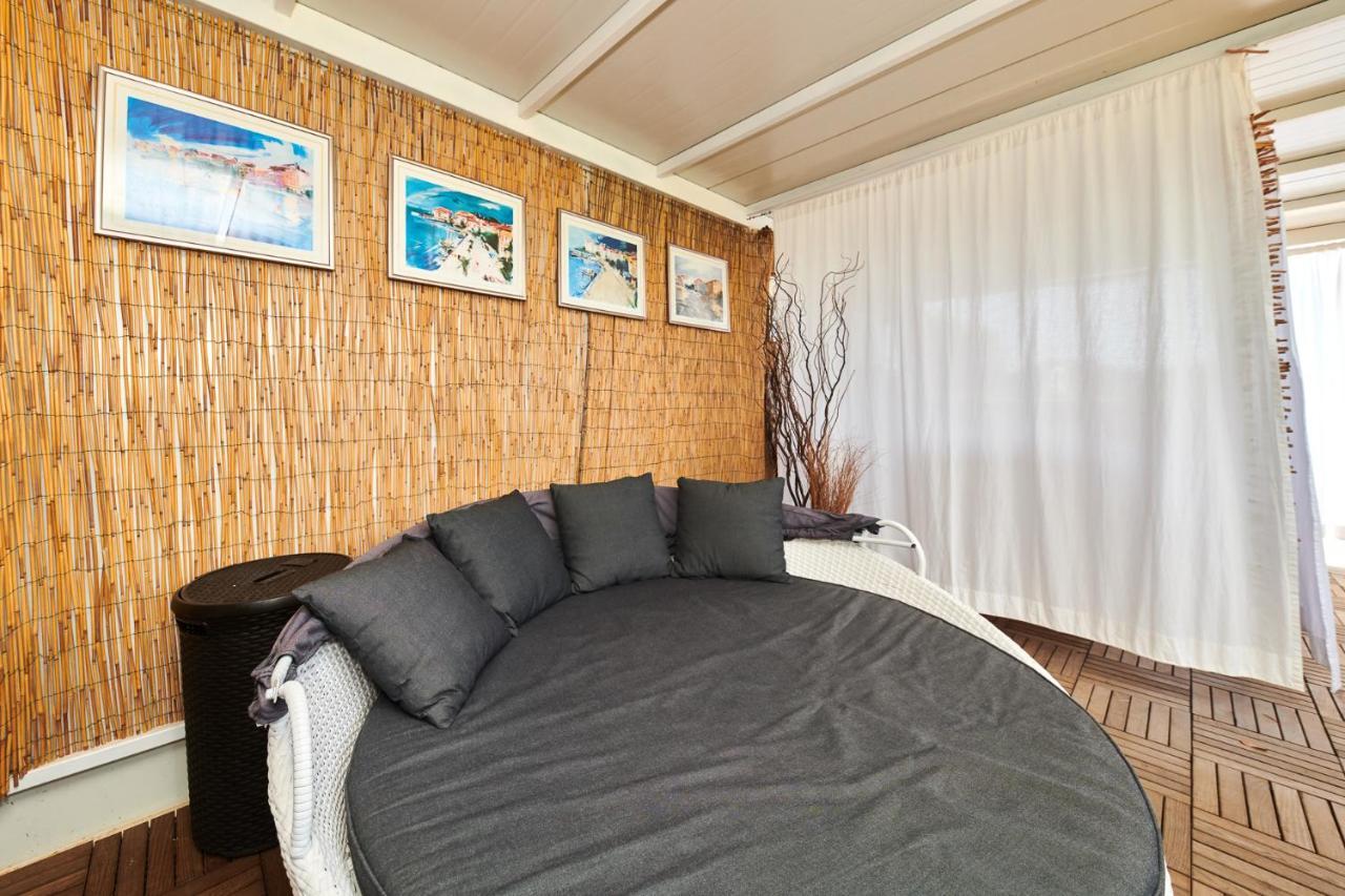 Camping Adria Mobile Homes In Camping Kastanija Novigrad Istria Eksteriør bilde